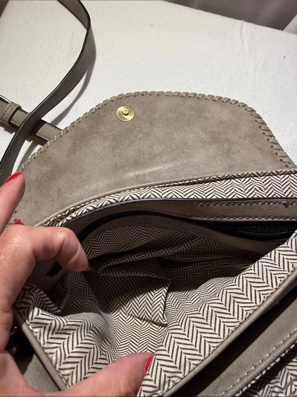 Jen &Co Classic Grey Women's Crossbody Bag